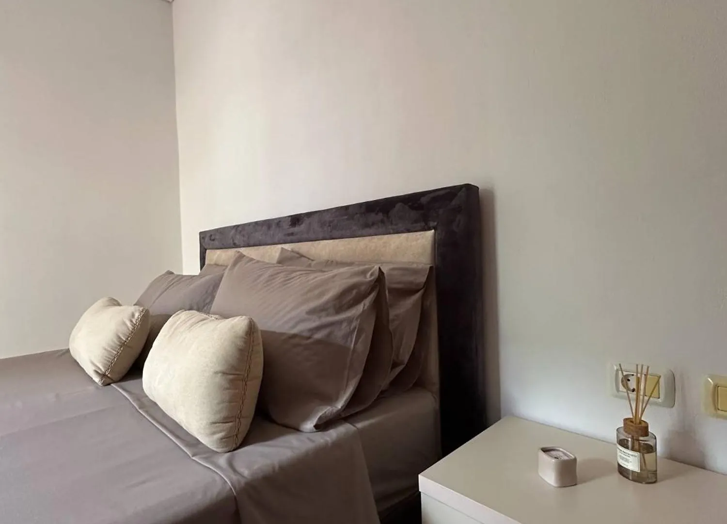 Saranda Seaside & Port Rooms-3 Min From Port!